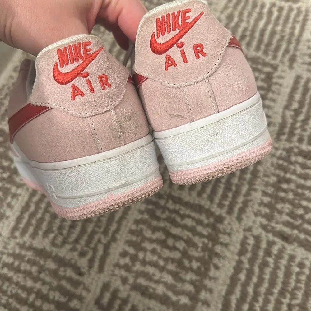 EUC Rare Love Letter Air Force 1’s - Picture 7 of 8